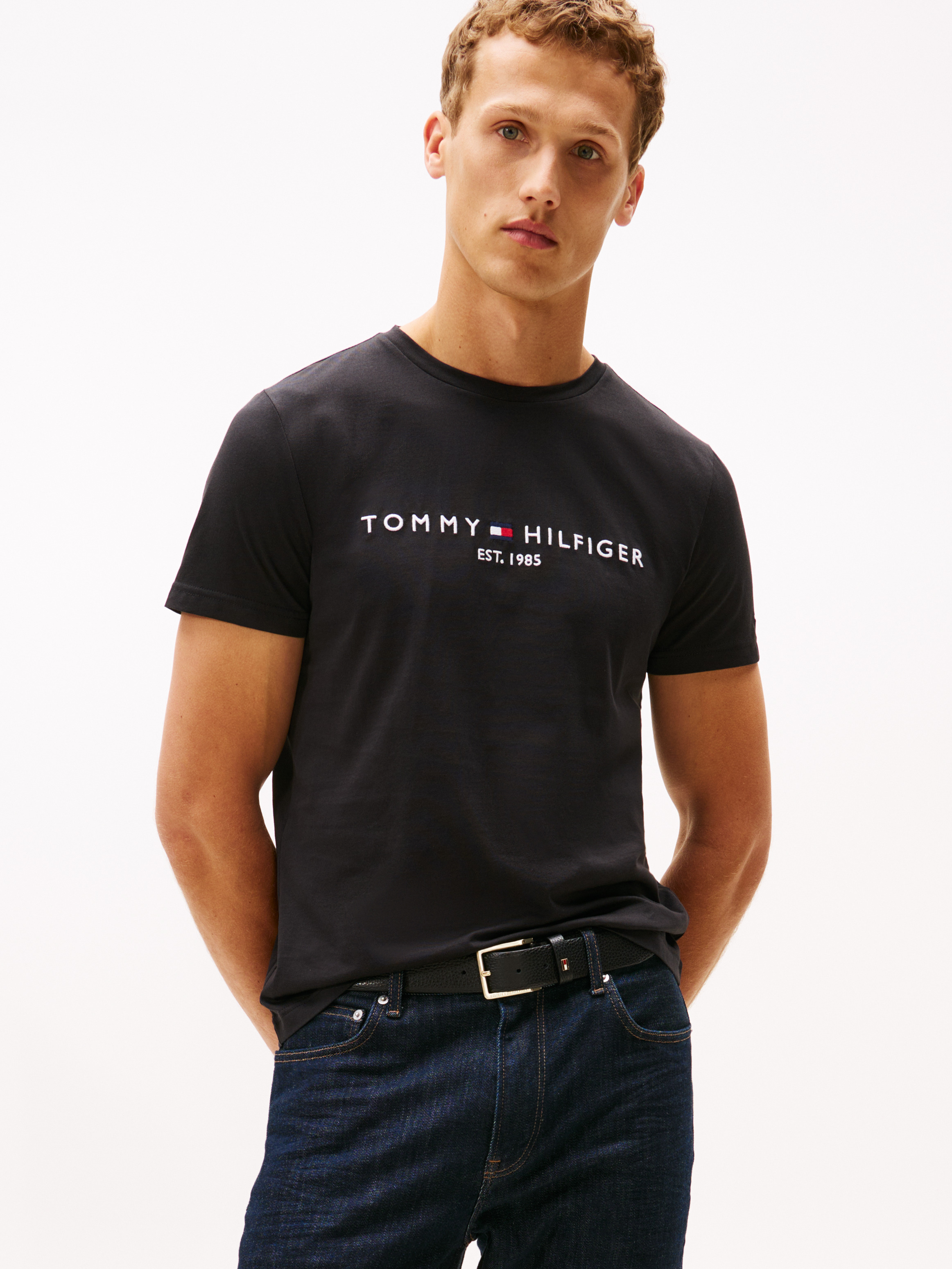 Boxy Crop Zip-Through Hoodie | Sweatshirts & Hoodies | Tommy Jeans